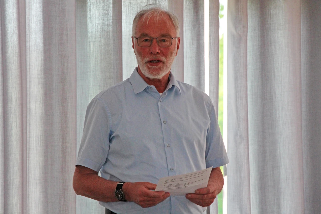 Hans-Friedrich Hardt (Waldbauernverband Oberberg Nord) sprach stellvertretend für den Naturschutzbeirat des Oberbergischen Kreises. (Foto: OBK)