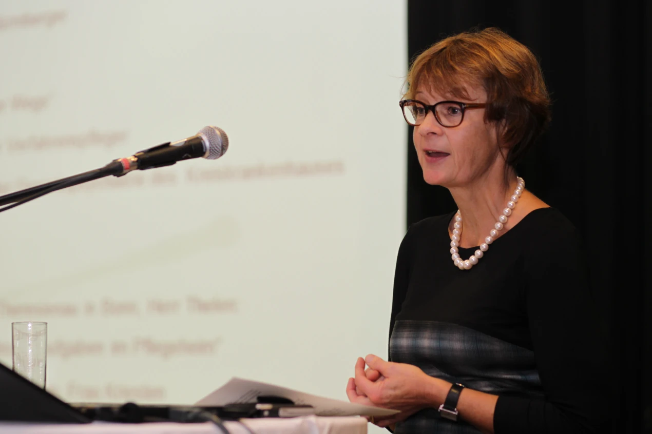 Amtsgerichtsdirektorin Johanna Saul-Krickeberg erklärt, dass Haftungsängste beim "Werdenfelser Weg" unbegründet sind (Foto:OBK)
