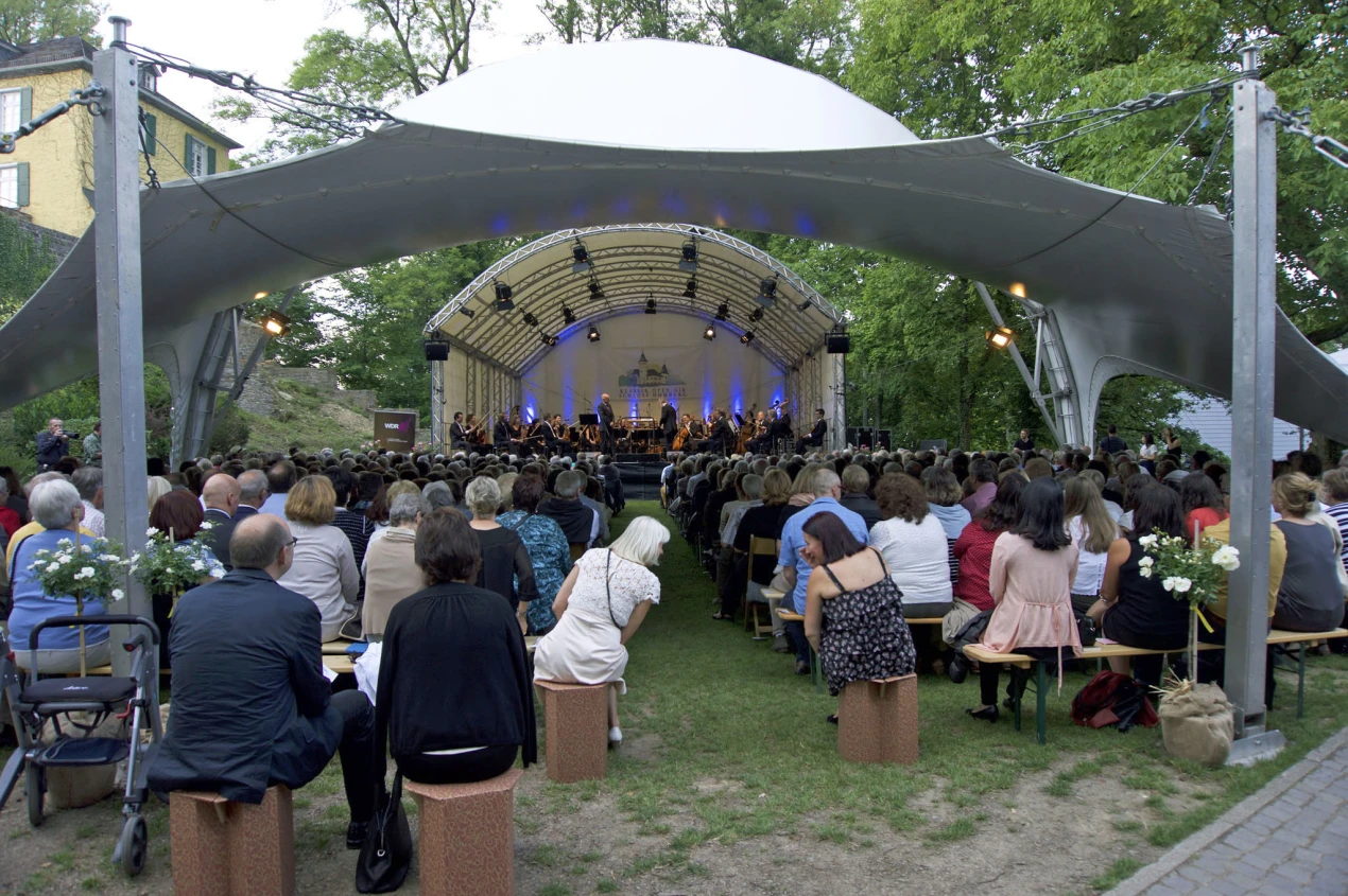 Das Klassik Open Air auf Schloss Homburg steht für hochkarätigen Musikgenuss. (Foto: Museum und Forum Schloss Homburg/ Oliver Kolken)
