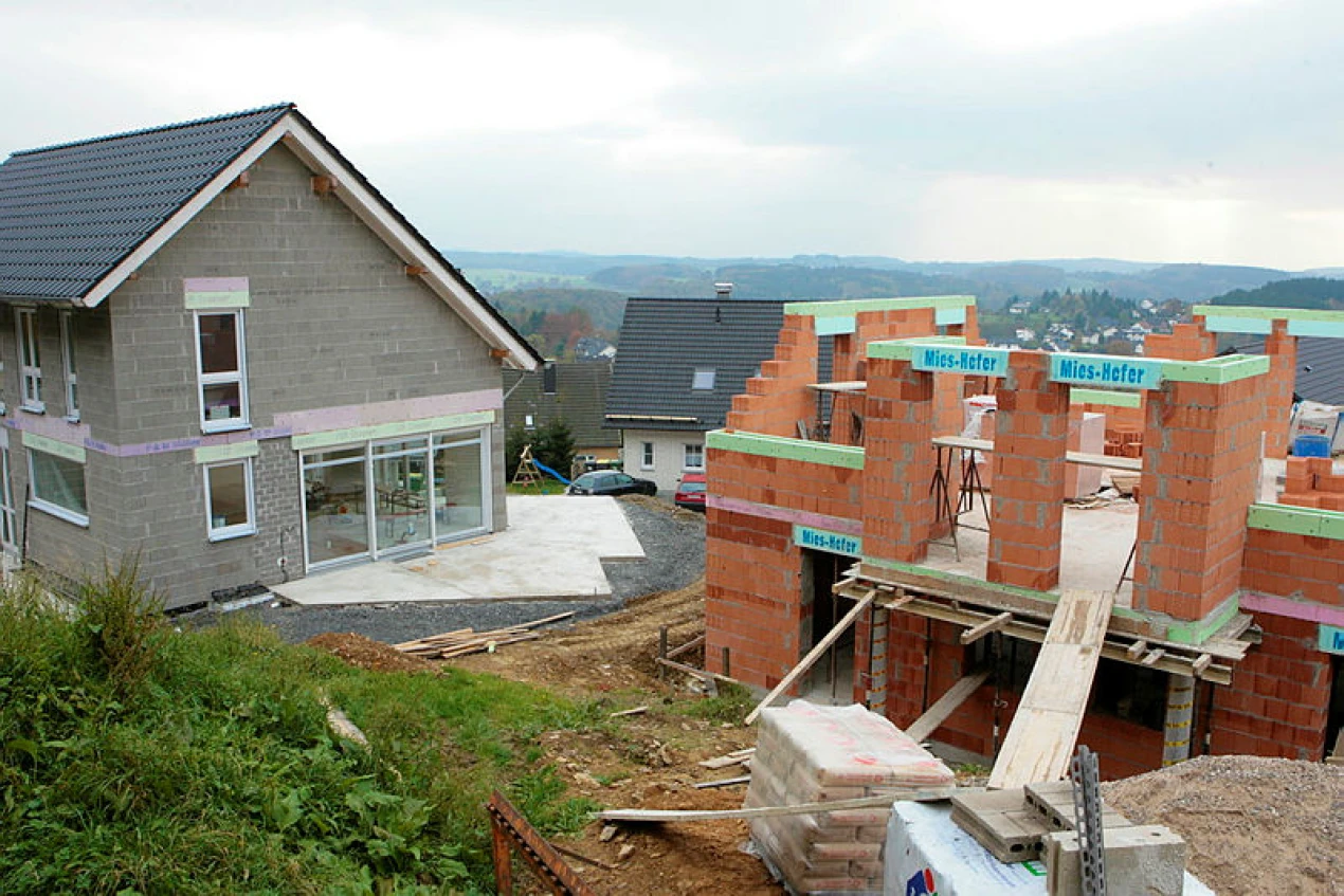 Die Bauaufsicht des Oberbergischen Kreises ändert während der Sommerferien ihre Servicezeiten. (Foto: OBK)