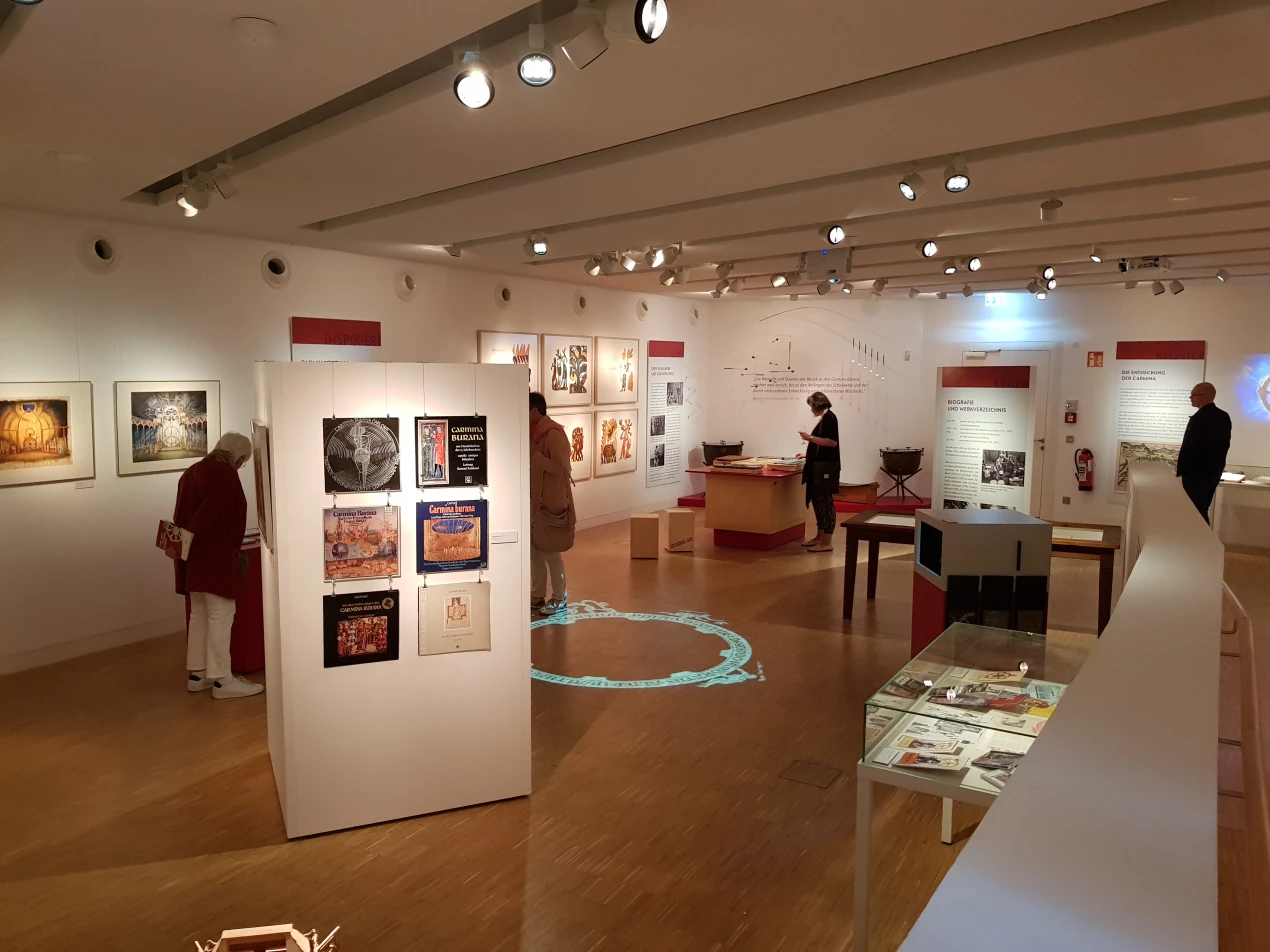 Die Sonderausstellung zeigt unter dem Titel „Carl Orff und die Carmina Burana" den Werdegang des berühmten Chor-Werkes. (Foto: Museum und Forum Schloss Homburg)
