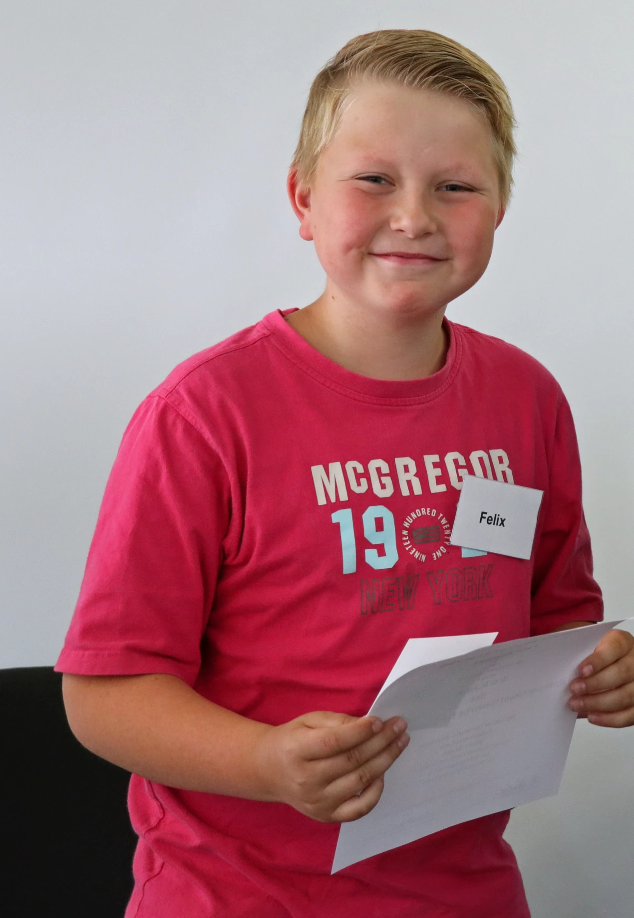 Felix Altendorf freute sich über seine hervorragende Platzierung beim Mathewettbewerb. Der Viertklässler ist Schüler des GSV St. Antonius Wipperfürth (Foto: OBK)