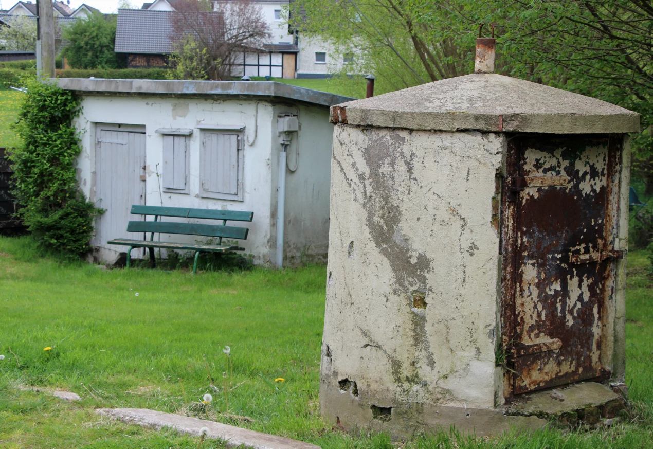 Ein weiteres neues Projekt: das Brunnenhaus in Elsenroth möchten die ehrenamtlich aktiven Dorfbewohnerinnen und Dorfbewohner sanieren. (Foto: OBK)