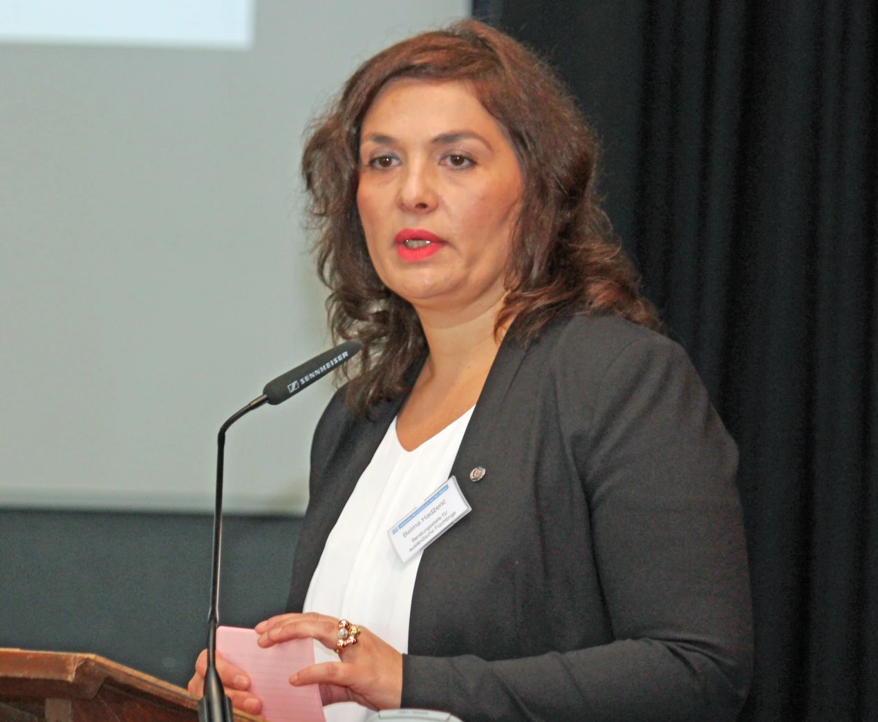 Belma Hadzeric, Leiterin der Flüchtlingsberatungsstelle der Diakonie Kirchenkreis An der Agger. (Foto: OBK) 