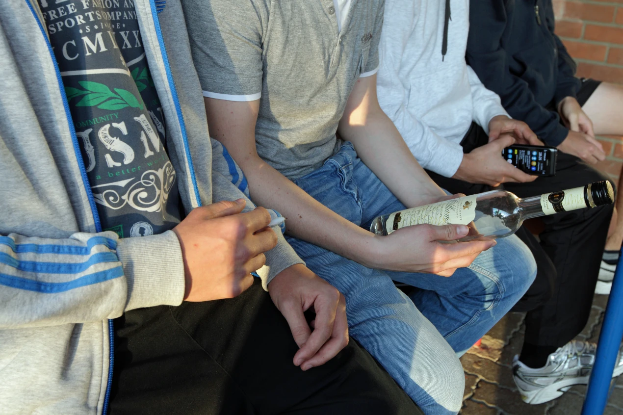 Prävention spielt eine wichtige Rolle, um eine Sucht nach Rauchen, Alkohol oder Medienkonsum möglichst zu verhindern. (Foto: OBK)