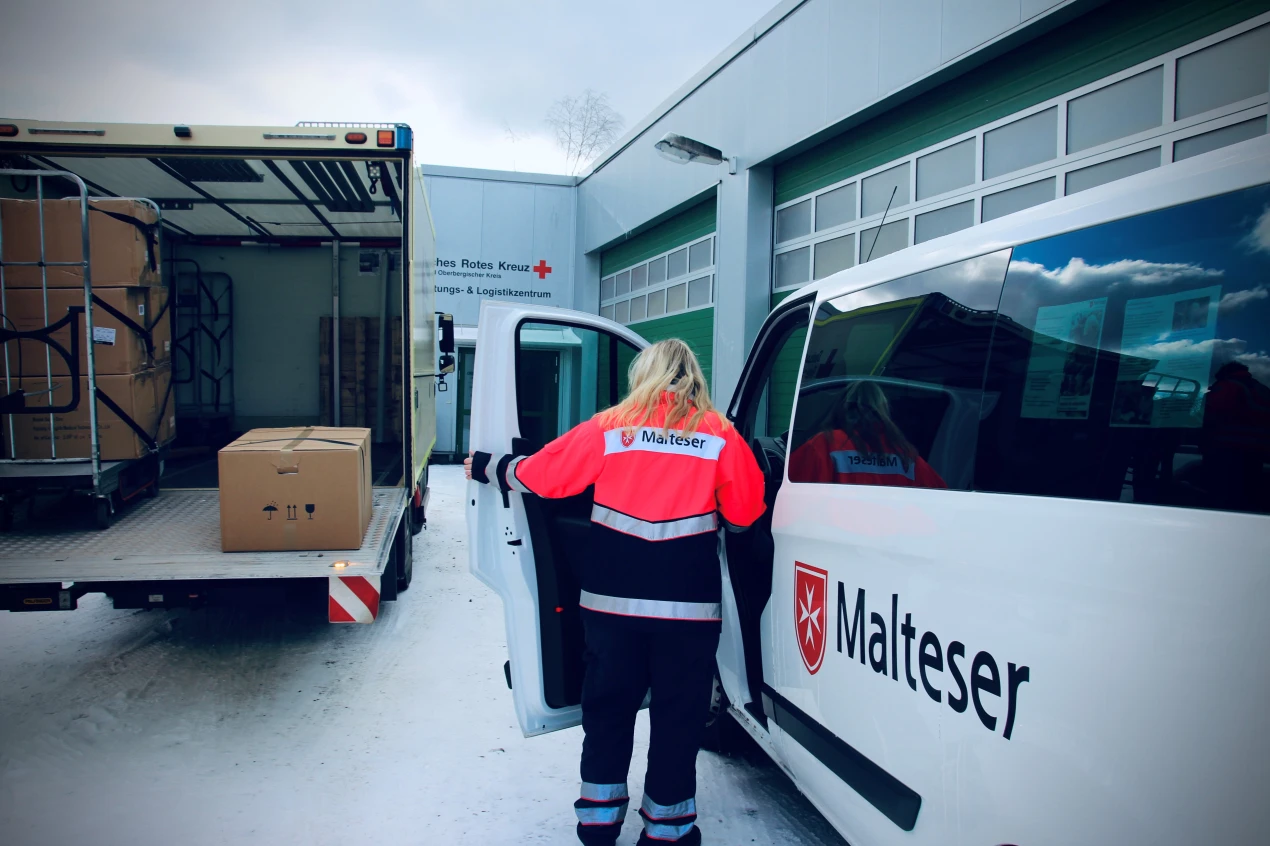 Der DRK Kreisverband Oberbergischer Kreis war heute mit sieben Personen im Einsatz, der Malteser Hilfsdienst Engelskirchen mit zwei Einsatzkräften.